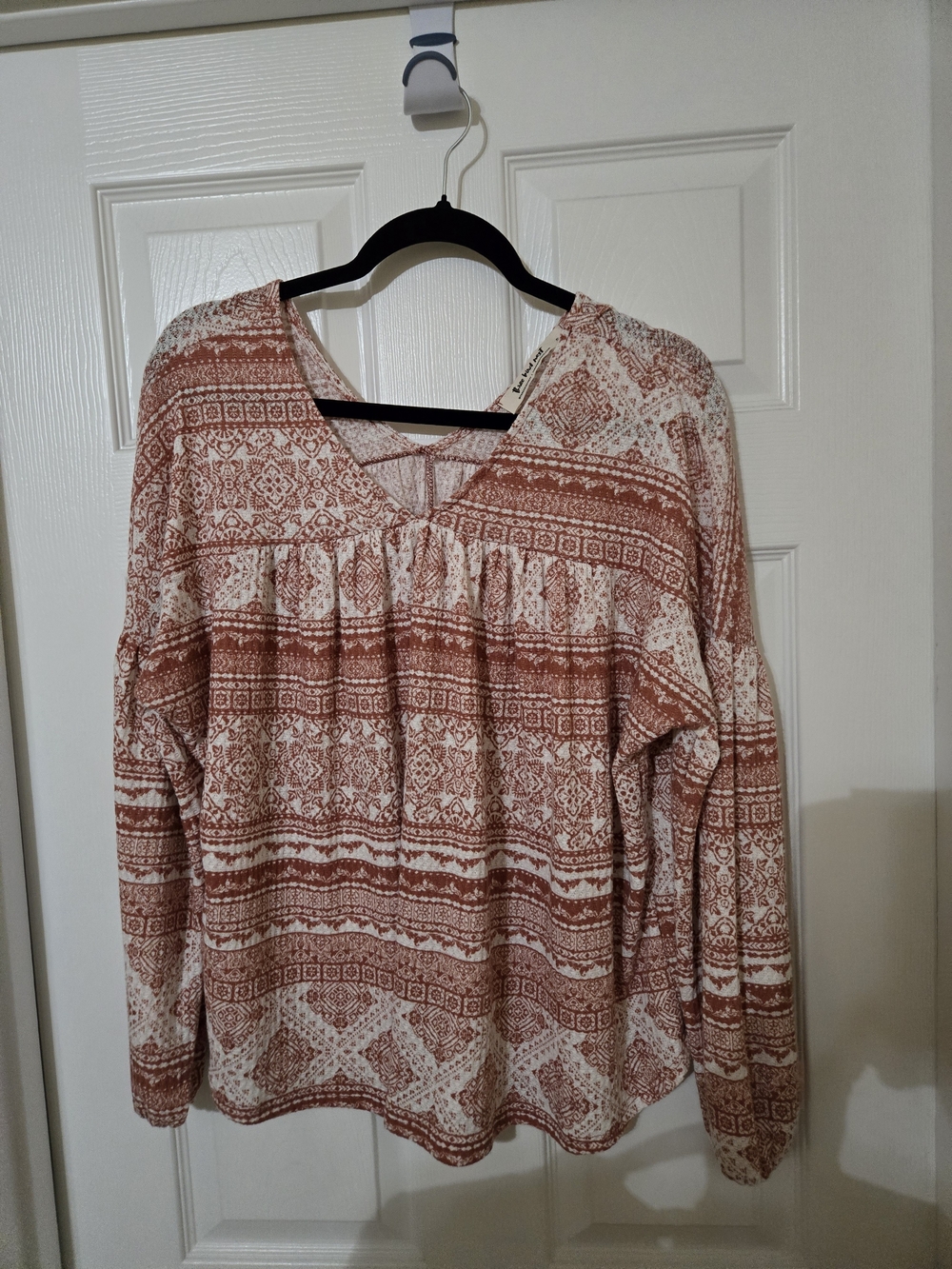 Three Bird Nest Rust and Cream Printed V-Neck Long Sleeve Top